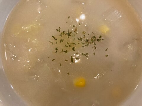 白菜とたまねぎとコーンのみそクリームスープ
